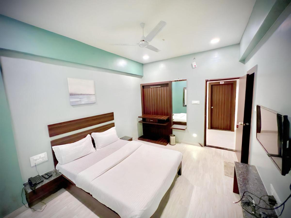 Hotel Rahul Regency, Aurangabad 外观 照片